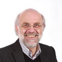 Rektor Petter Aasen. Bilde.