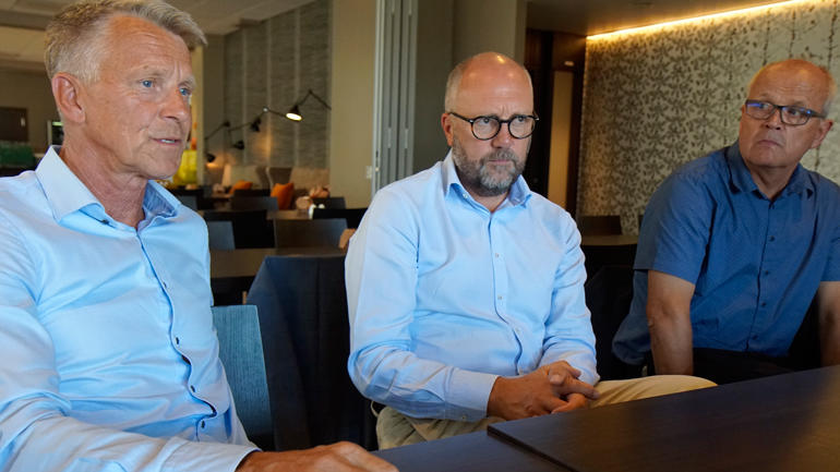 Torsdag slapp Kristian Bogen, Per Halvorsen og Erik Aarnes den gode nyheiten om gåva frå sparebankstiftingane.