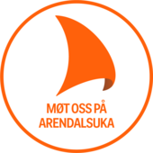 Offisiell logo til Arendalsuka med oransje seil og hvit bakgrunn i en sirkel