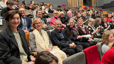 representantar frå USN Kultur i eit fullt auditorium på Universitetet Paris Nanterre. Foto